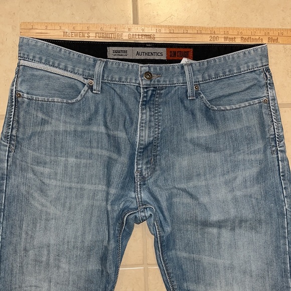 Mens 36 x 34 Signature Levi slim straight leg unique light blue jeans - Picture 2 of 13